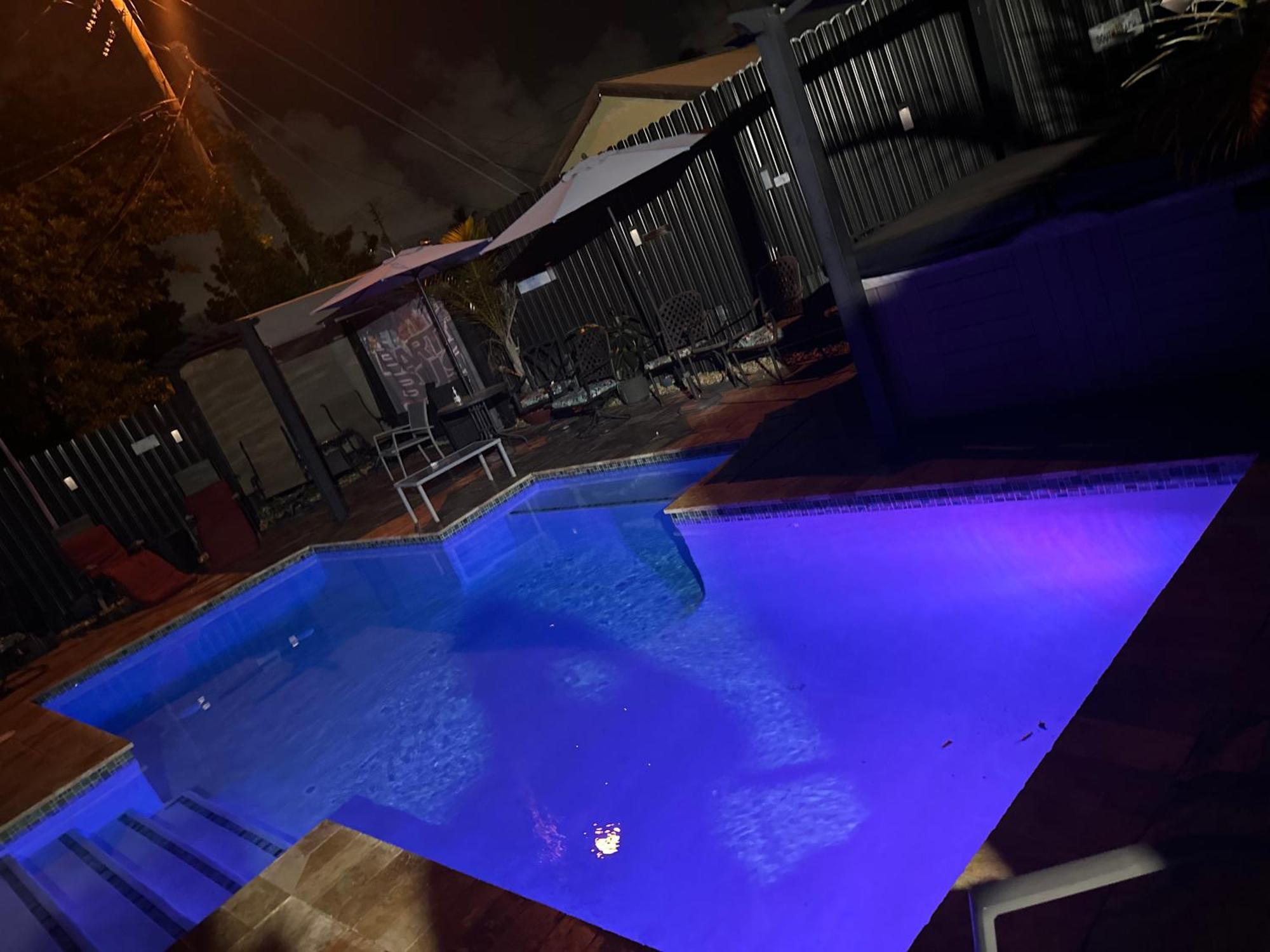 Luxury Pool Hard Rock Stadium 5 Mins Away * Miami