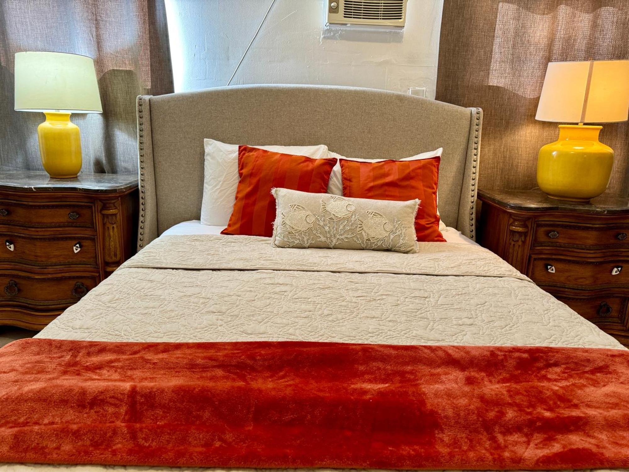 Homestay Private #3 Parking Tv Cable Tv, Wifi Centrally Located