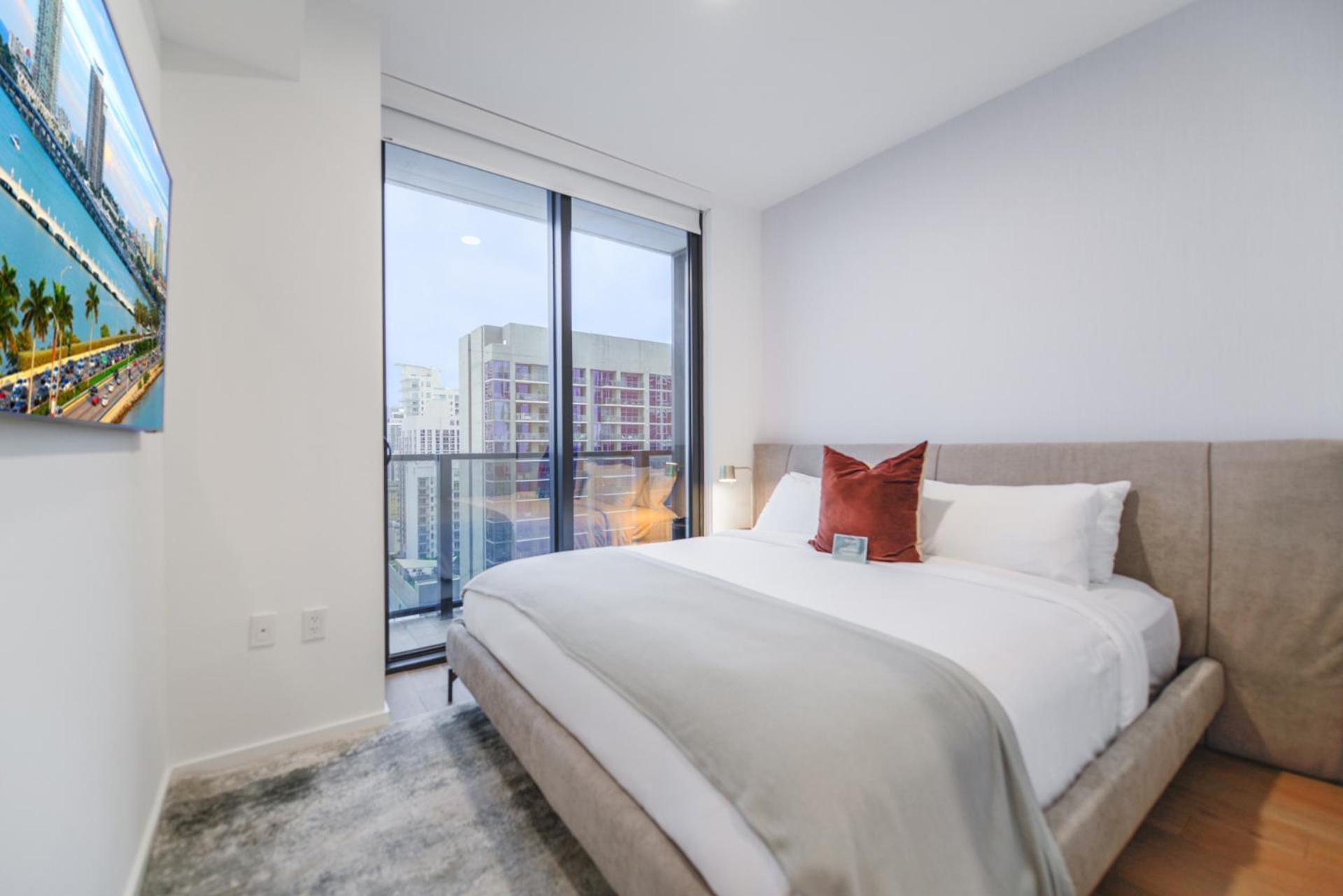 Studio With A City View Near Bayside * Miami