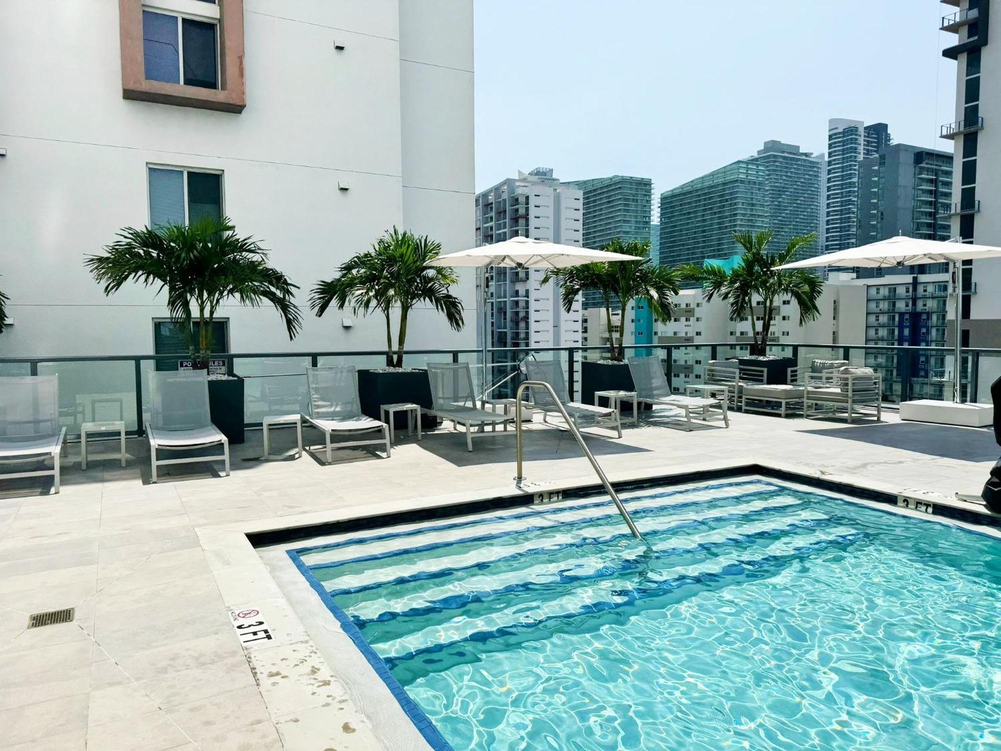 Private Terrace In Luxury 3br In Brickell Apartment *