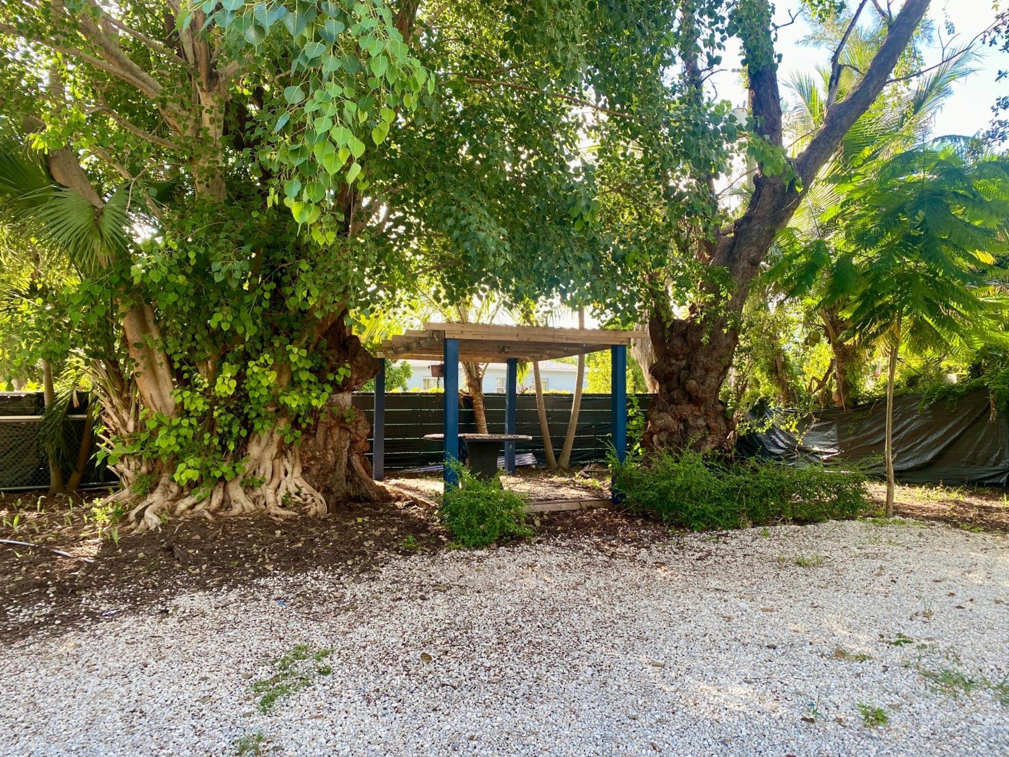 Homestay Private At Centrally Located With Free Parking