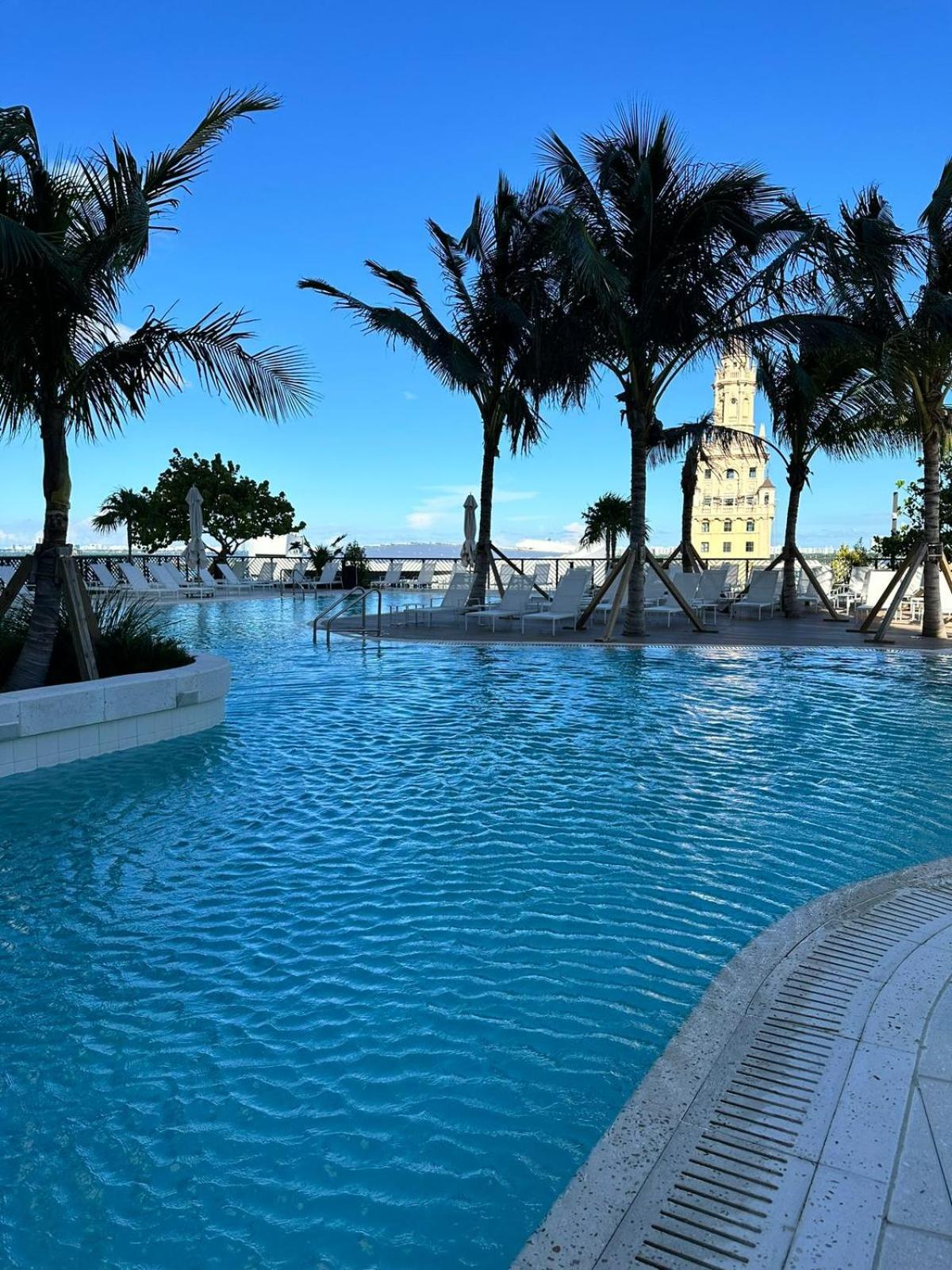 New Luxury At Downtown Apartment *