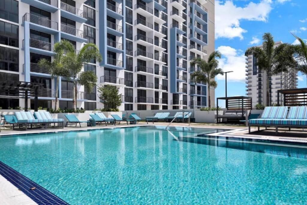 Apartment Wonderful 1 Bedroom In Downtown Doral *