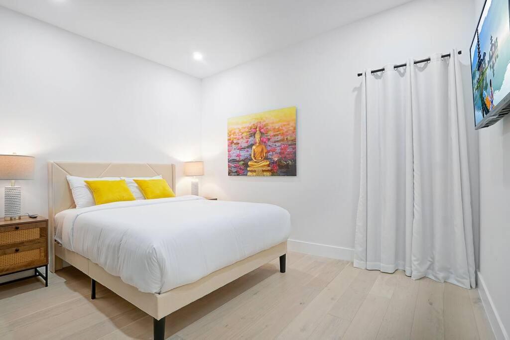 New Bali Style With Vast Pool & Jacuzzi And Outdoor Grilling * Miami