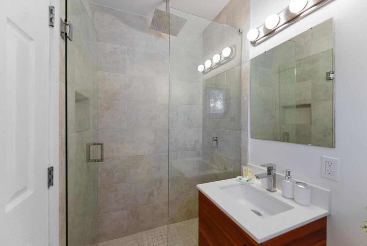 Holiday home Charming House With Private Pool N Coral Gable Miami