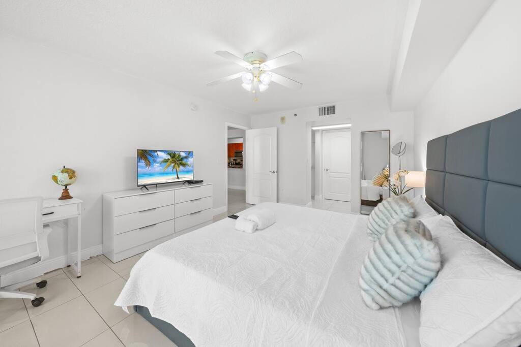 36th-floor Ocean View Brickell Apartment *