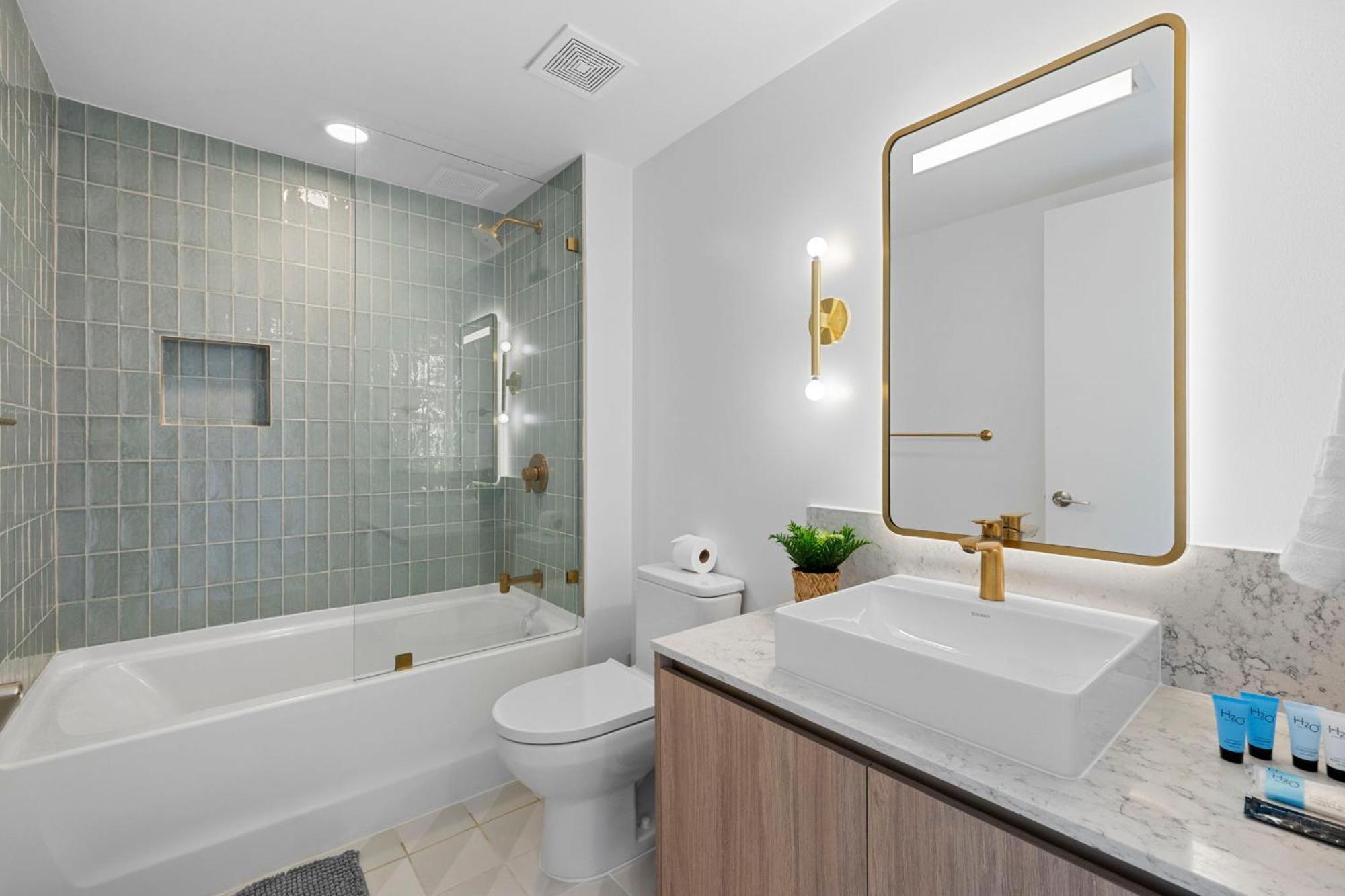 Lux Downtown W Free Parking Apartment Miami