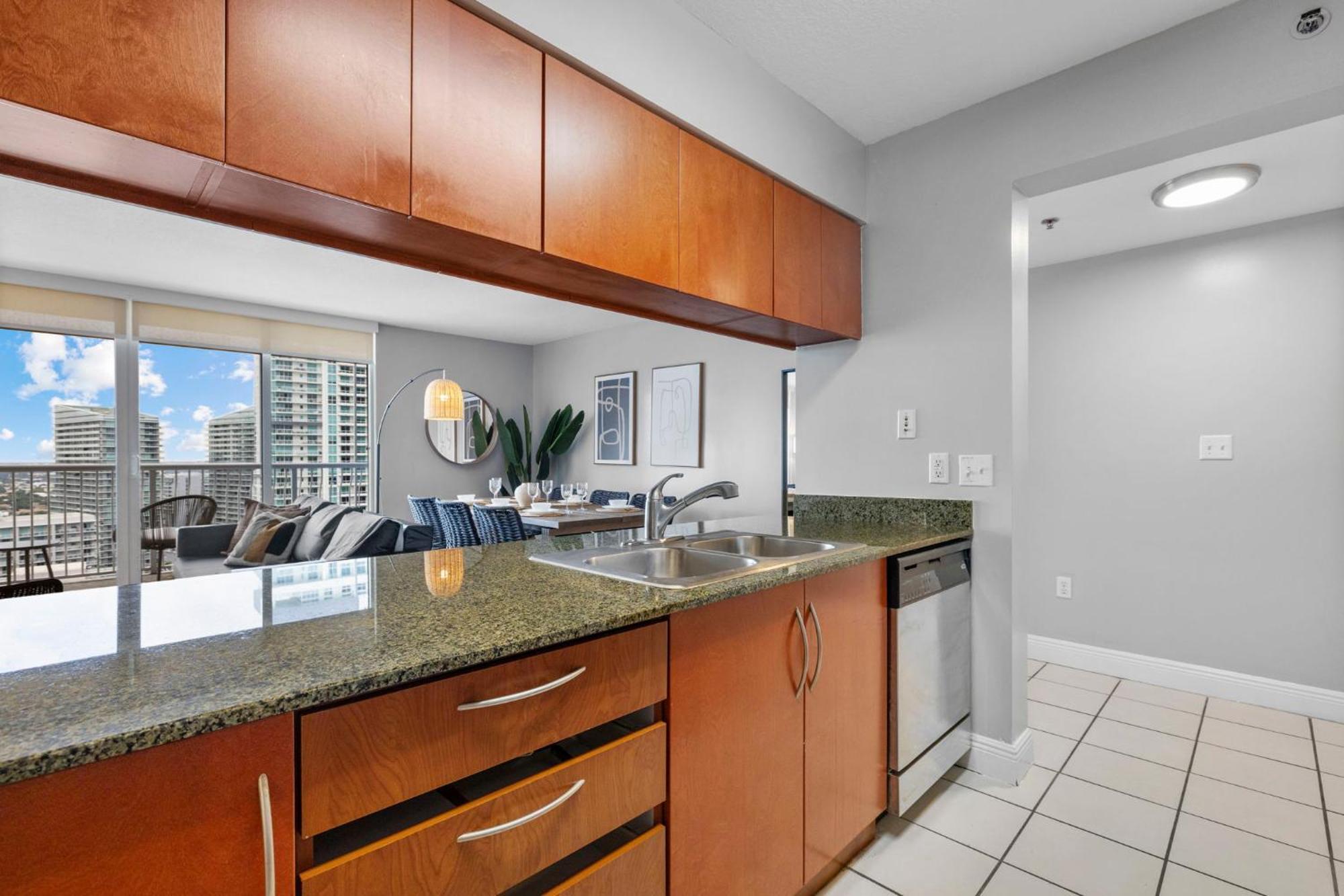 Apartment Breathtaking Views & Prime Location In Brickell Miami