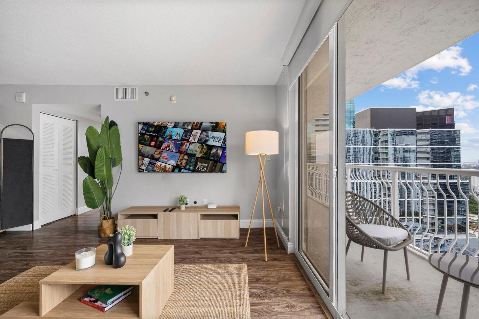 Breathtaking Views & Prime Location In Brickell Miami