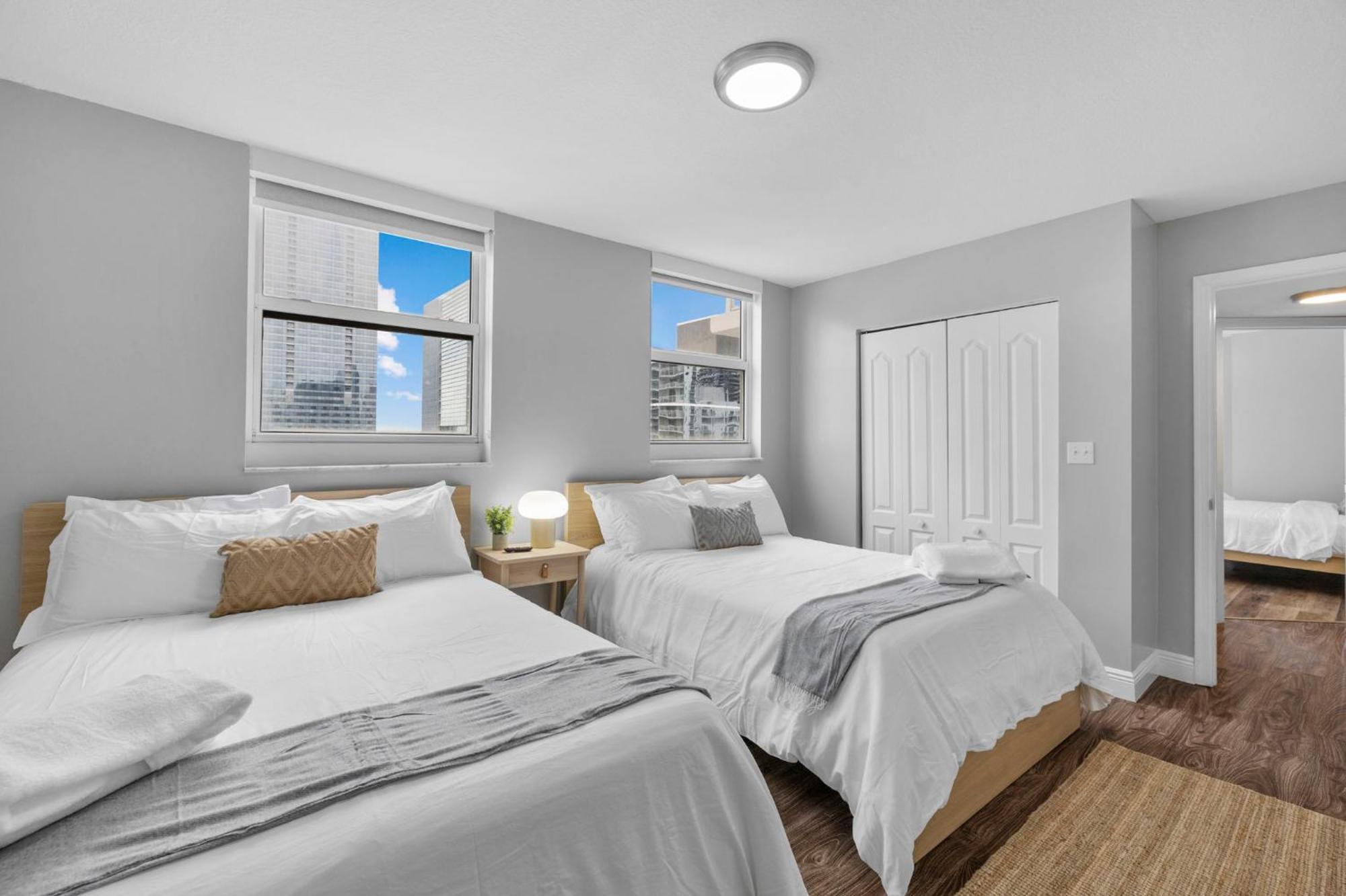 Breathtaking Views & Prime Location In Brickell Miami