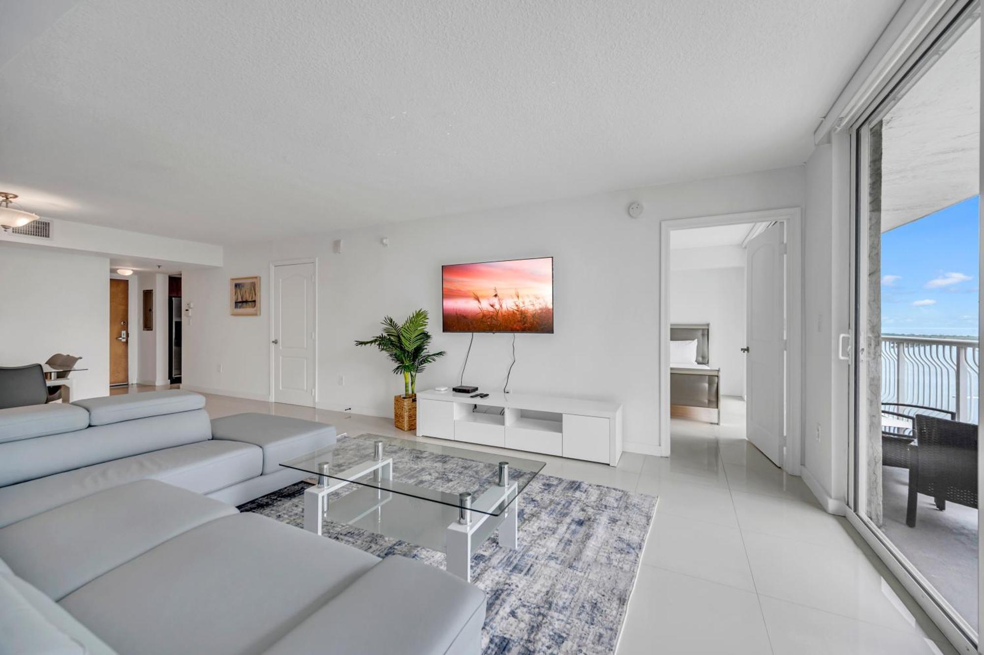 The Club - 1200 Brickell Bay Drive *