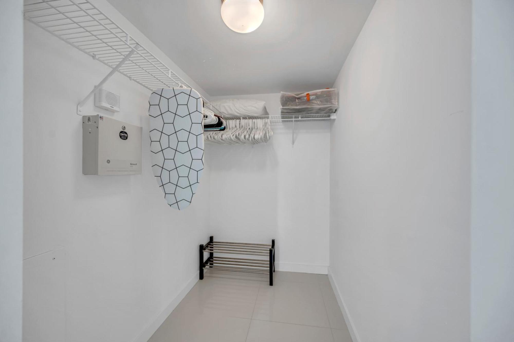 Apartment The Club - 1200 Brickell Bay Drive Miami