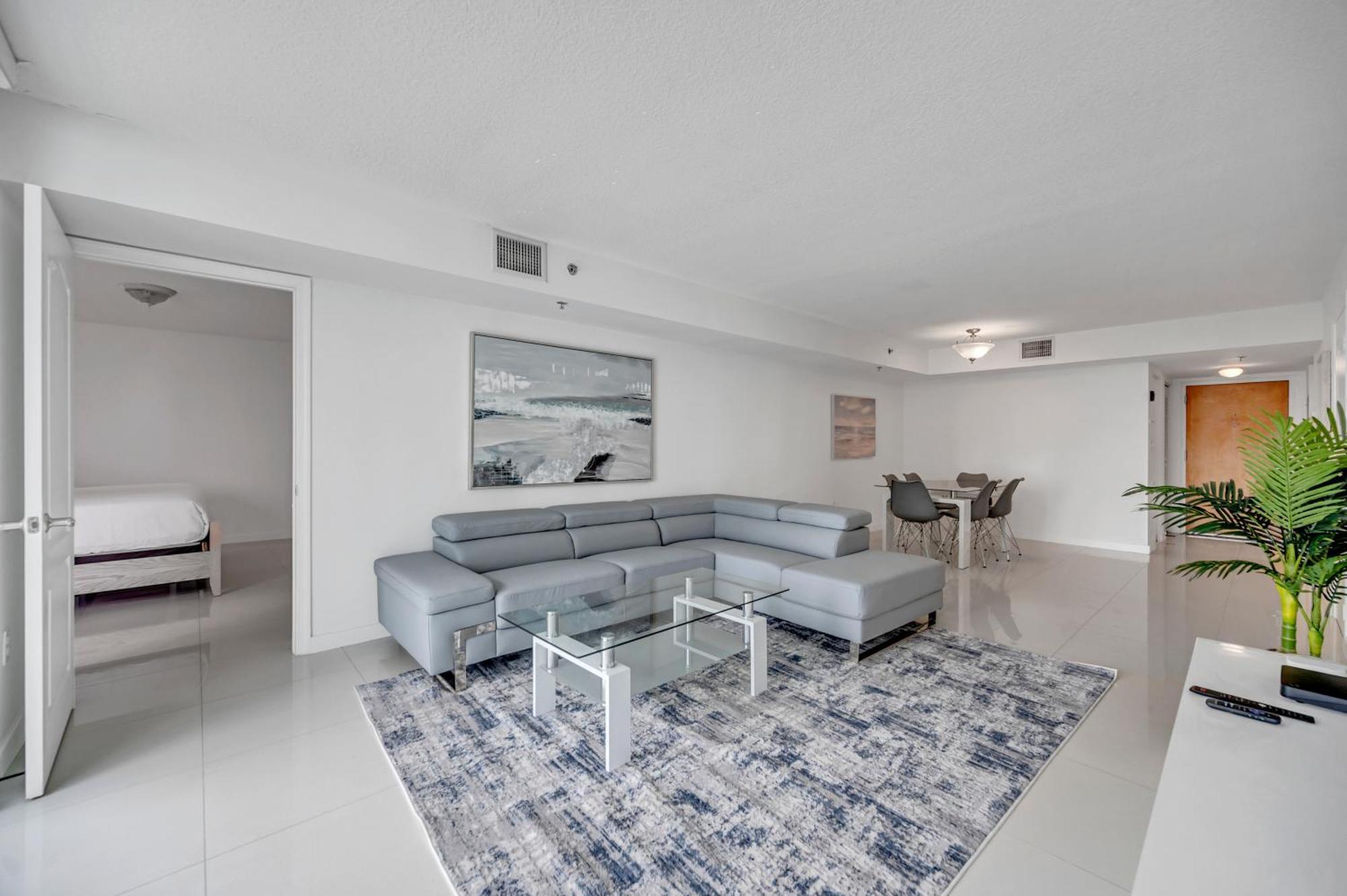 The Club - 1200 Brickell Bay Drive *