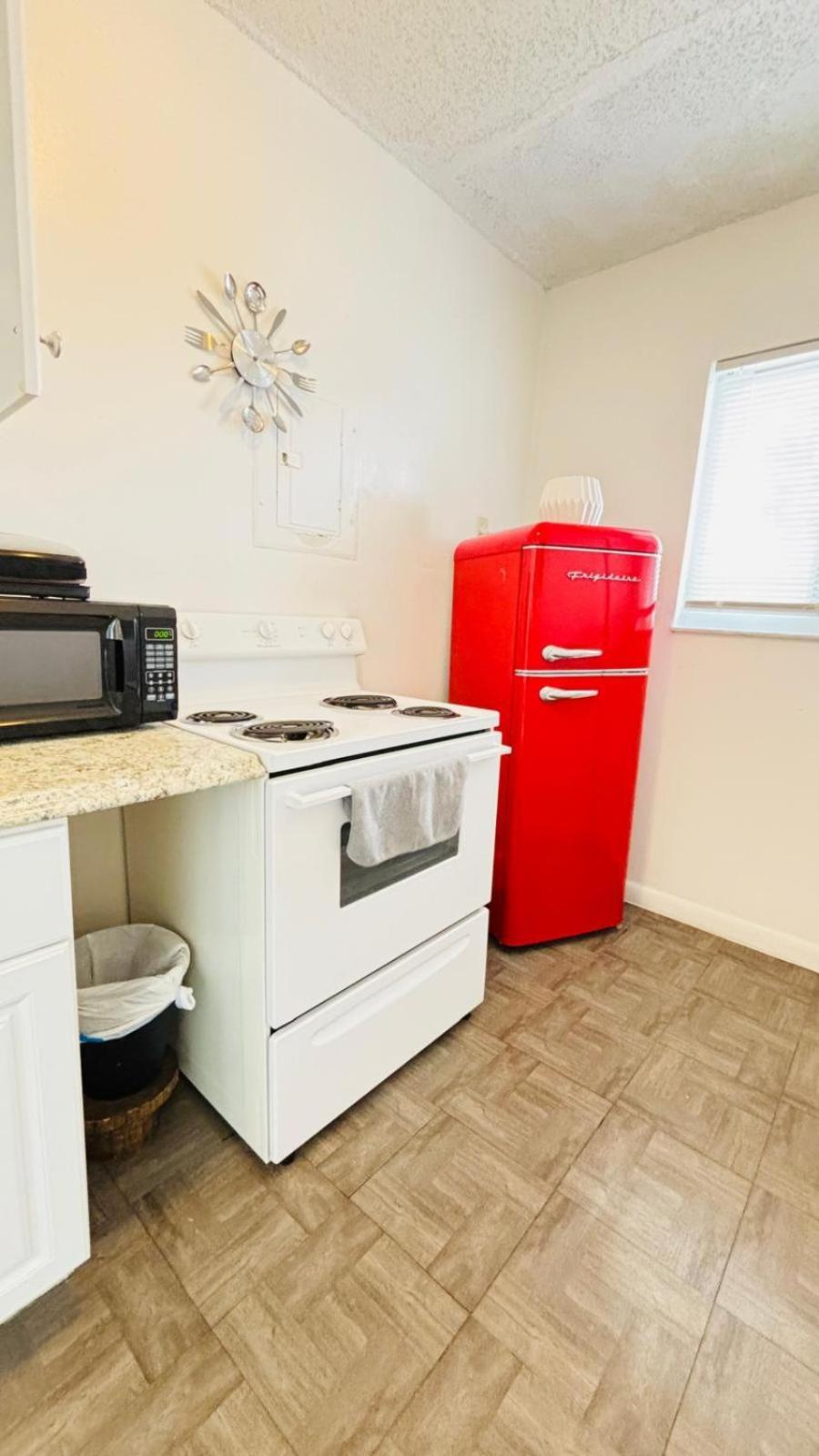 Apartment 202 Near Cruise Port, 5 Min To Downtown, 4 Min To Trains, 14min To Airp *