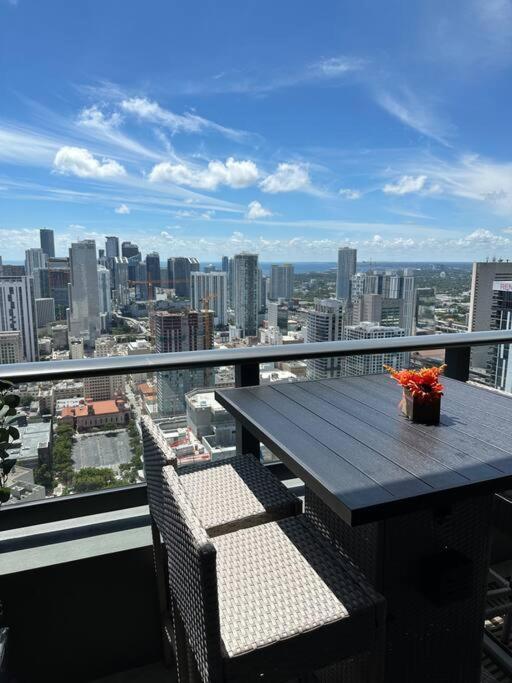 Penthouse Balcony With Ocean & View Resort,pool,spa,heart Of Downtown * Miami