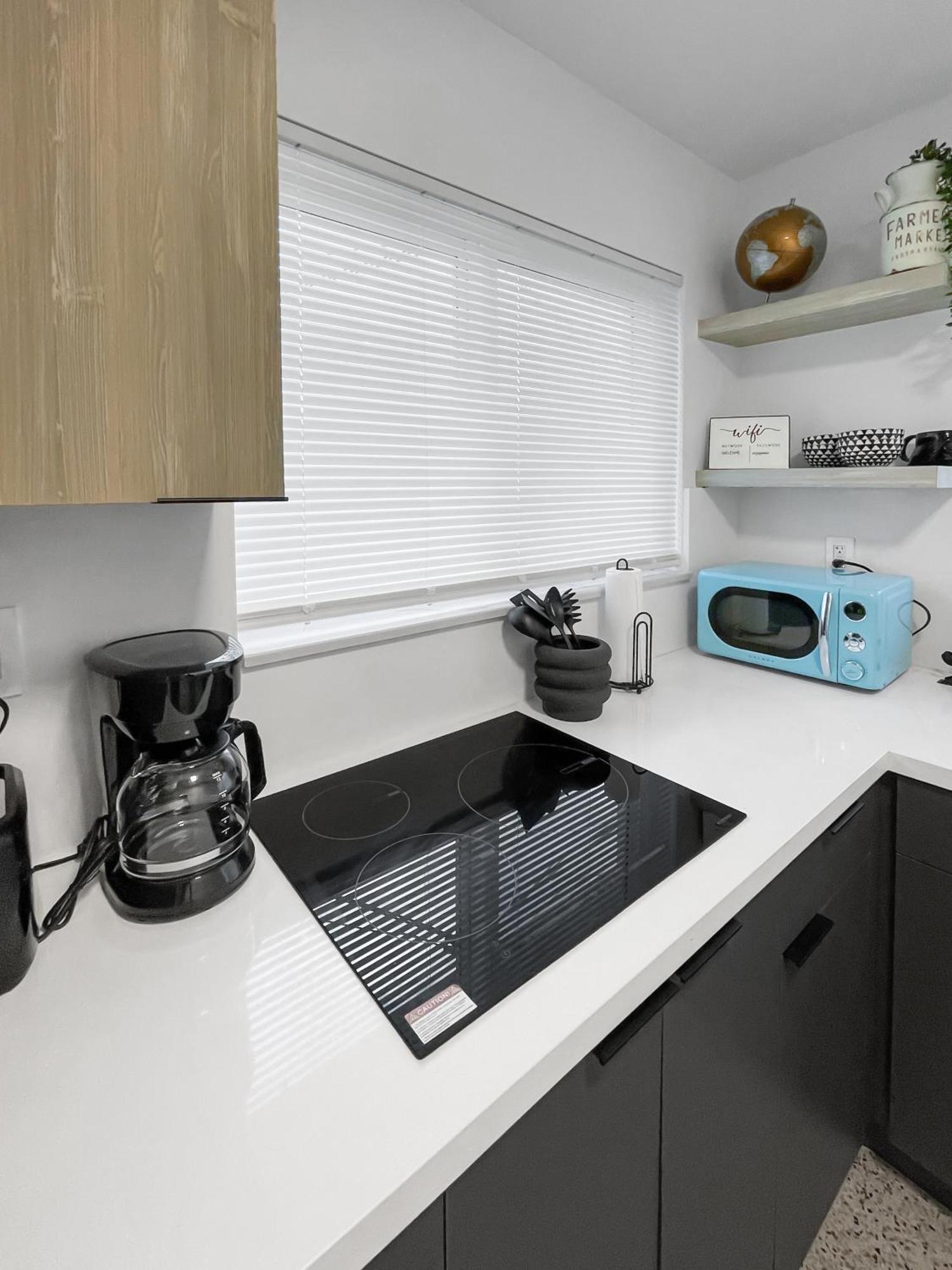 Apartment Newly Remodeled Full *