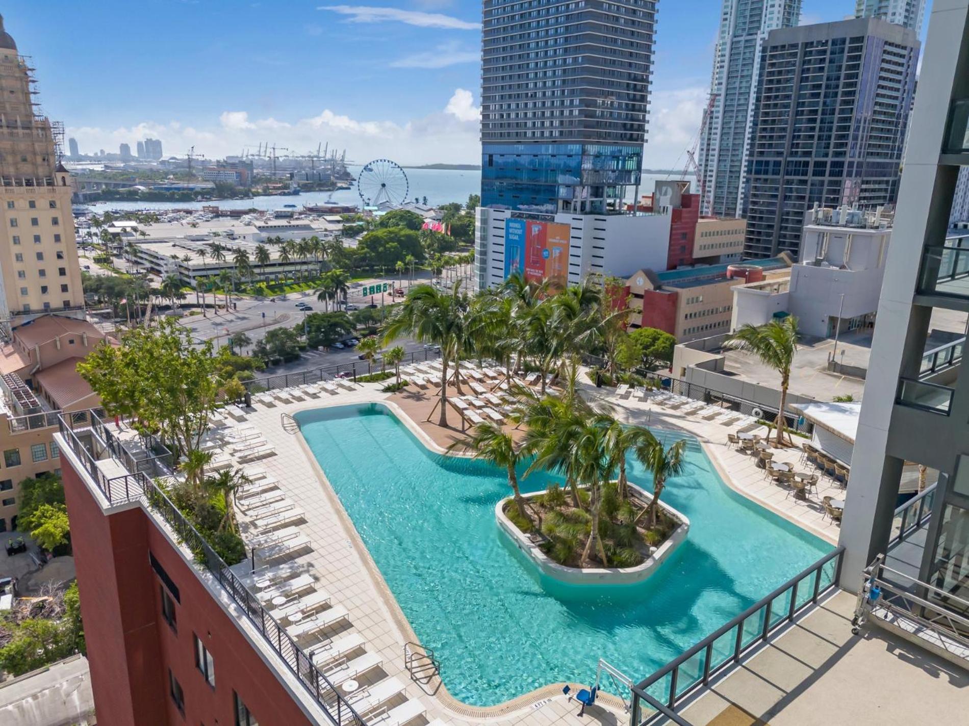Modern 1br With Breathtaking Views Heart Of Downtown Apartment Miami