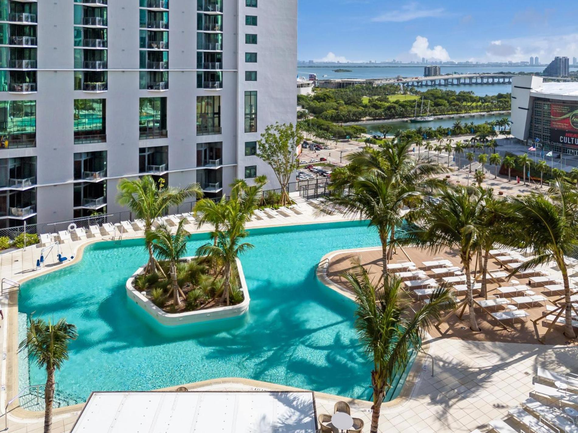 Modern 1br With Breathtaking Views Heart Of Downtown * Miami