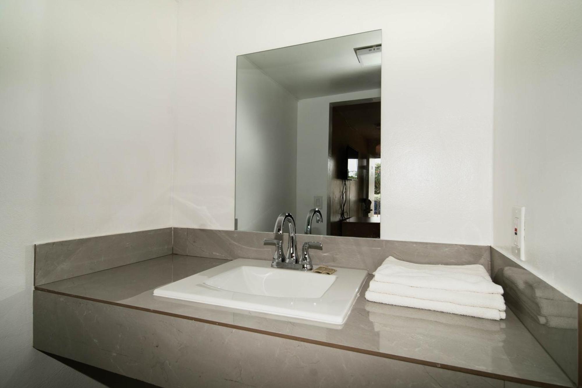 Motel Sinbad 2*
