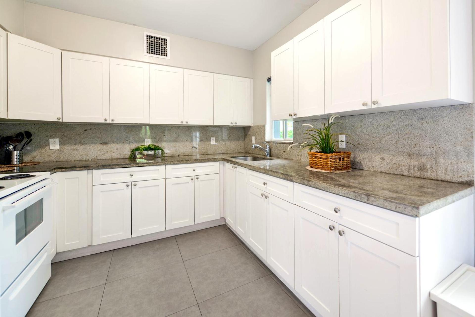 Apartment Spacious East Duplex Delightful *