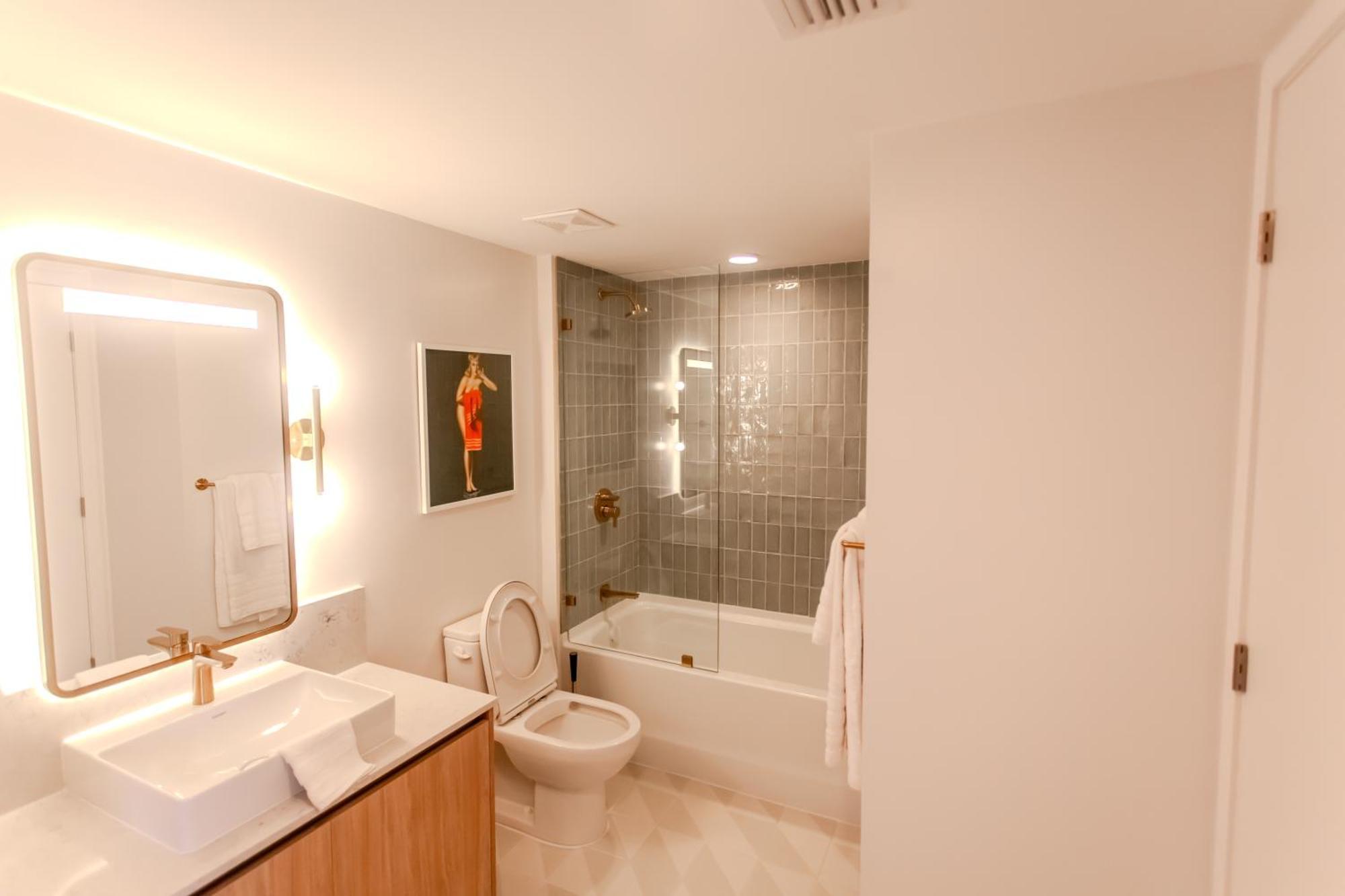 Apartamento Luxurious Downtown Escape *