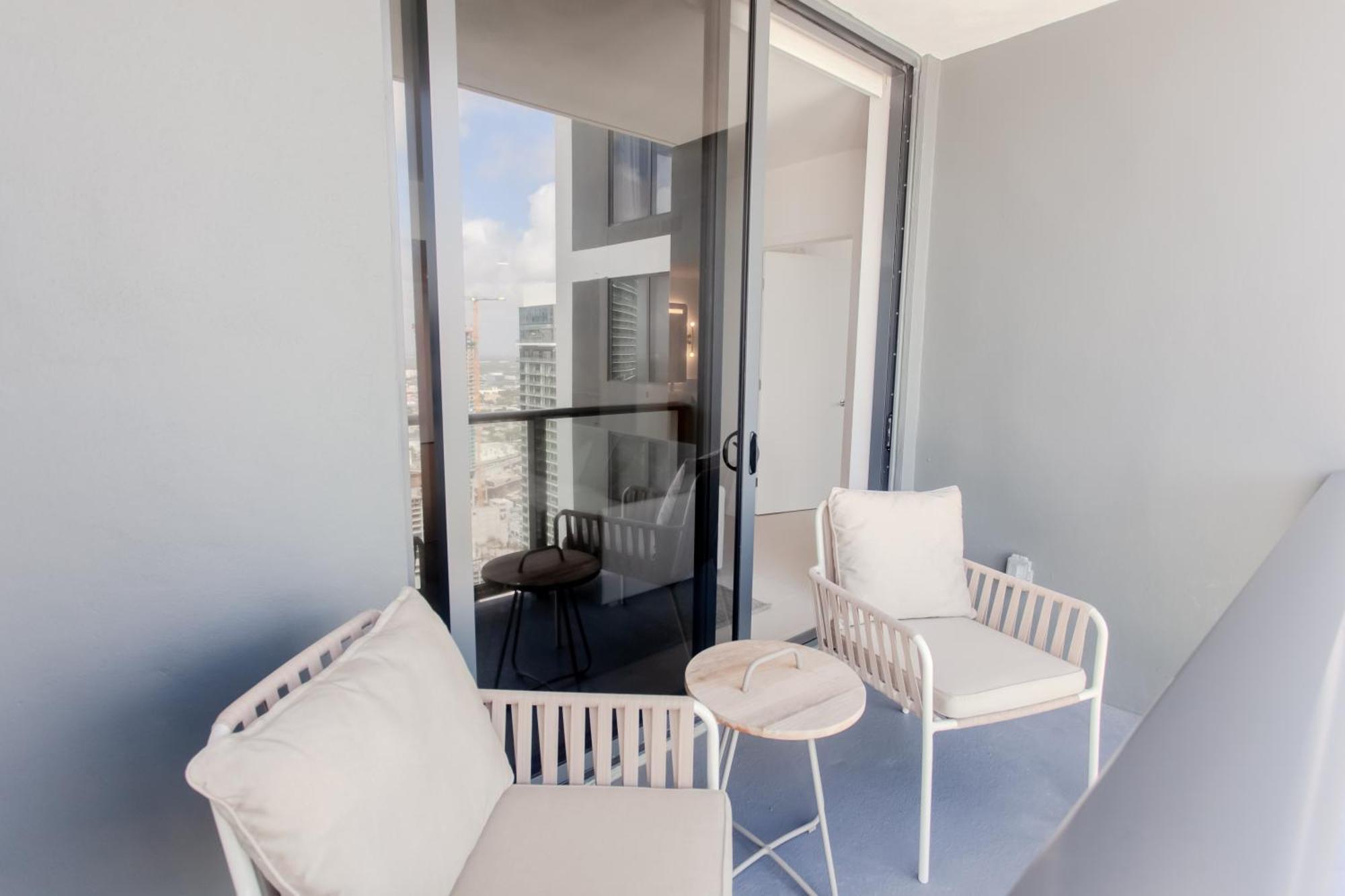Apartamento Luxurious Downtown Escape *