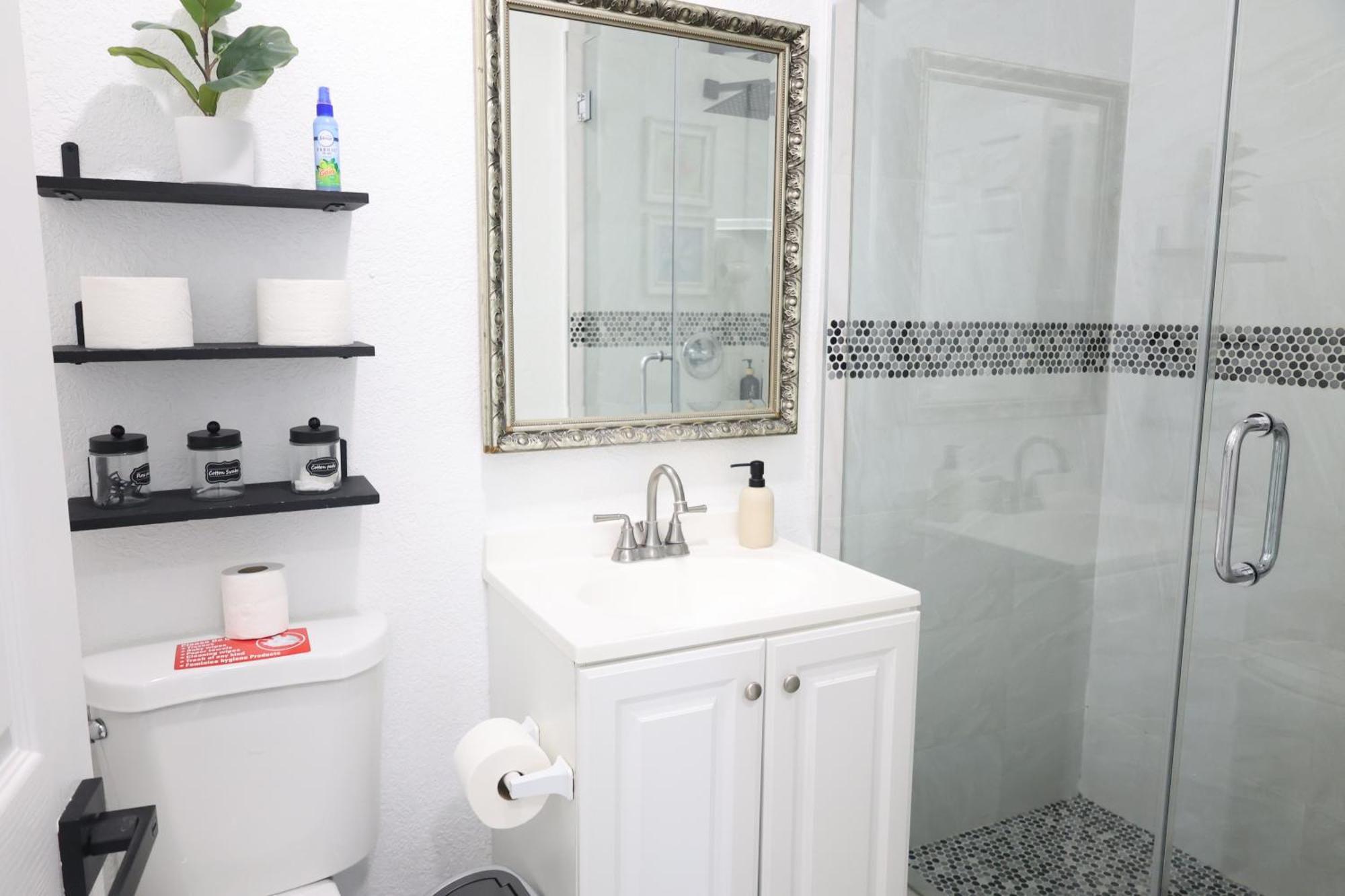 Great Luxe House Near Downtown & Marina In Miami