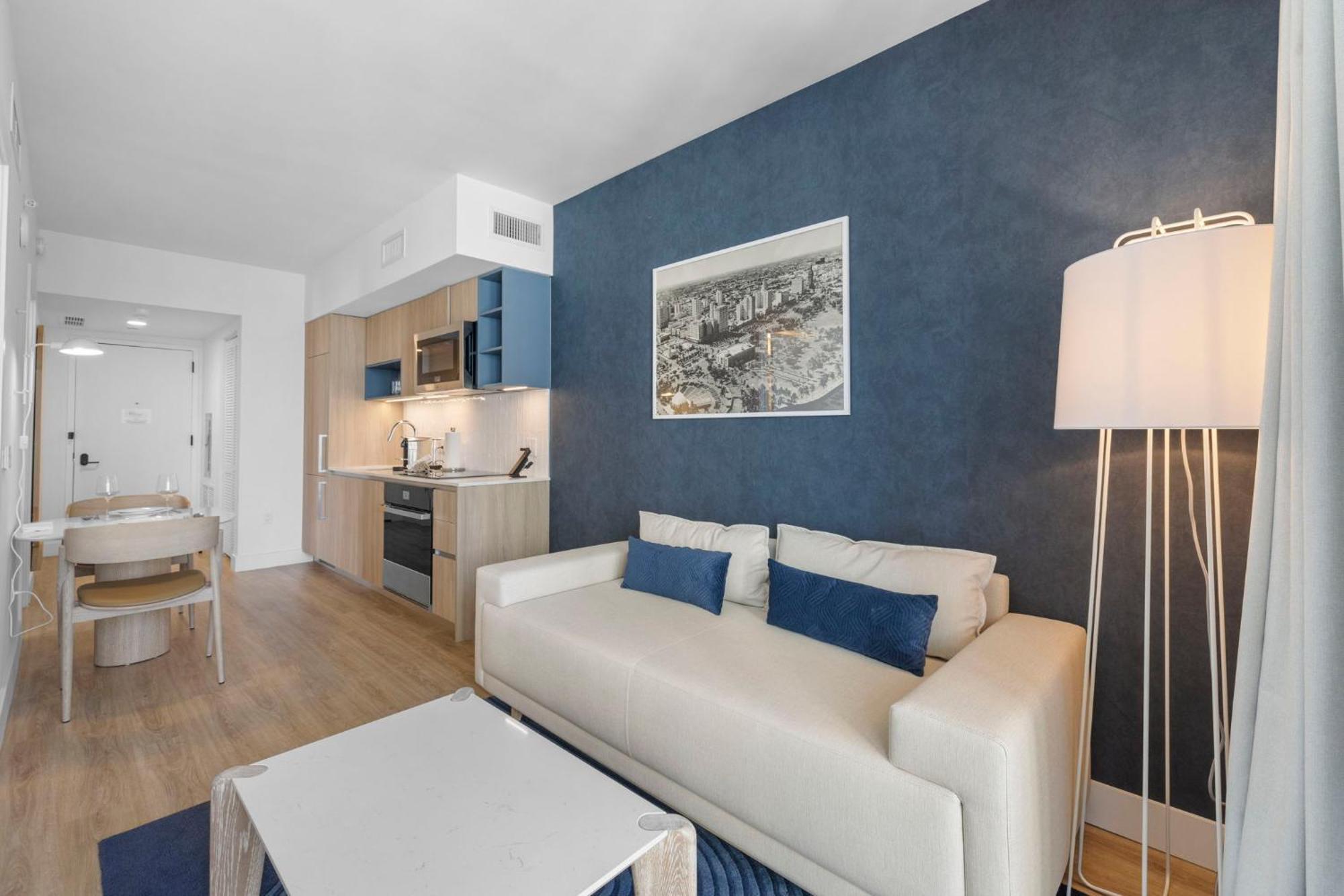 Luxury 2br With Panoramic Views Apartment