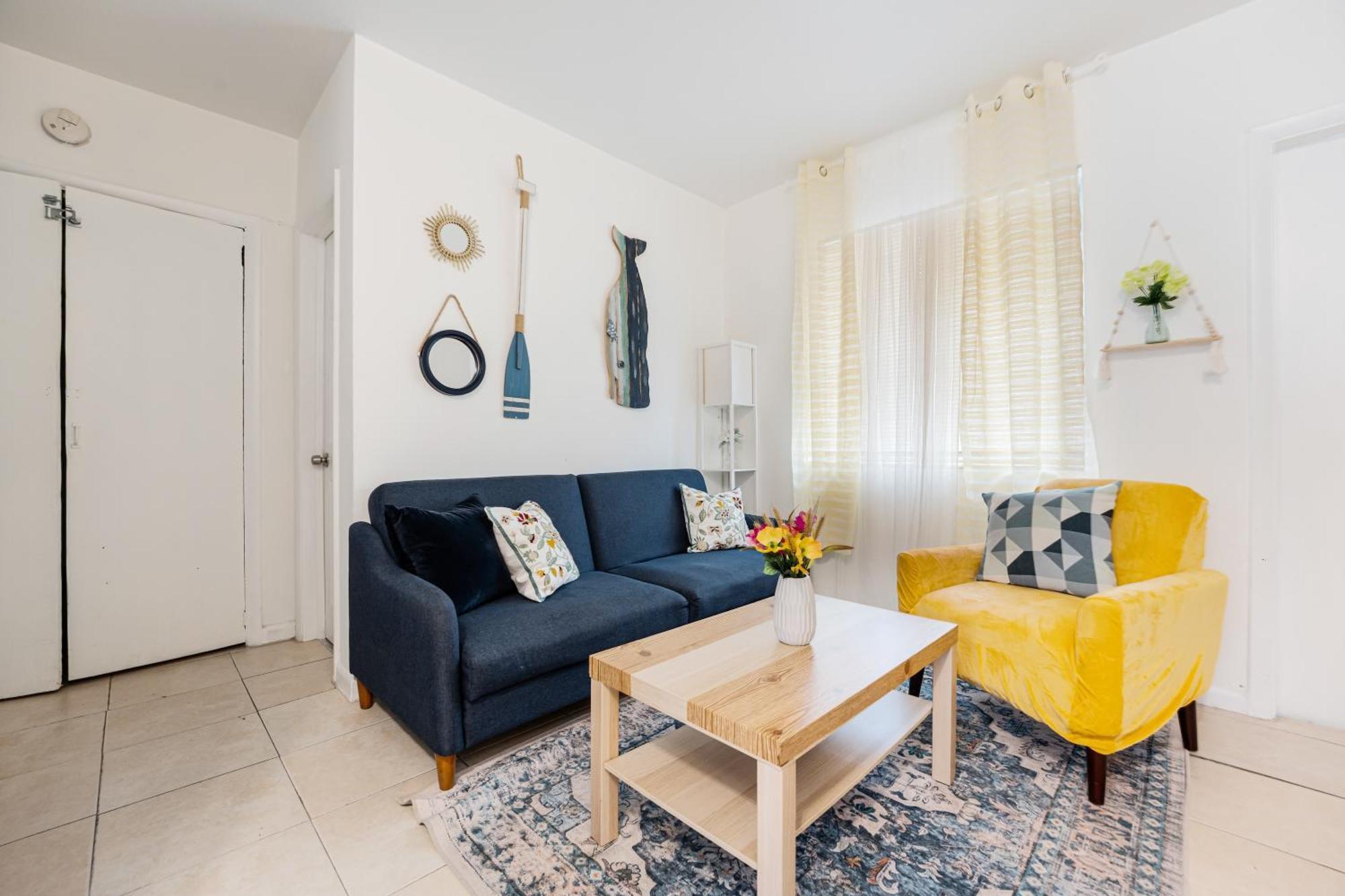 Tropical 1br Tropical Getaway Mins To Brickell * Miami