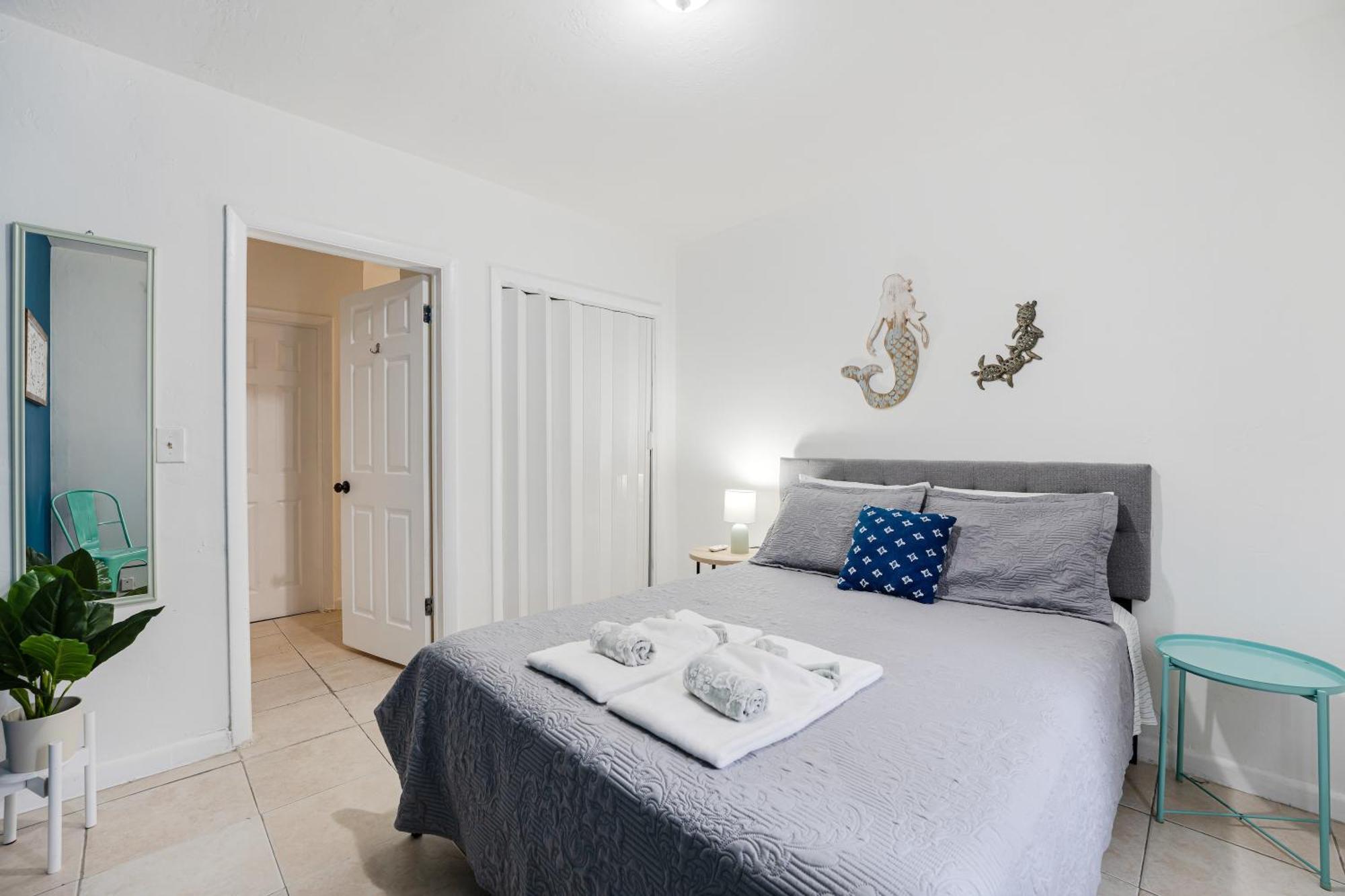 Tropical 1br Tropical Getaway Mins To Brickell Apartment Miami