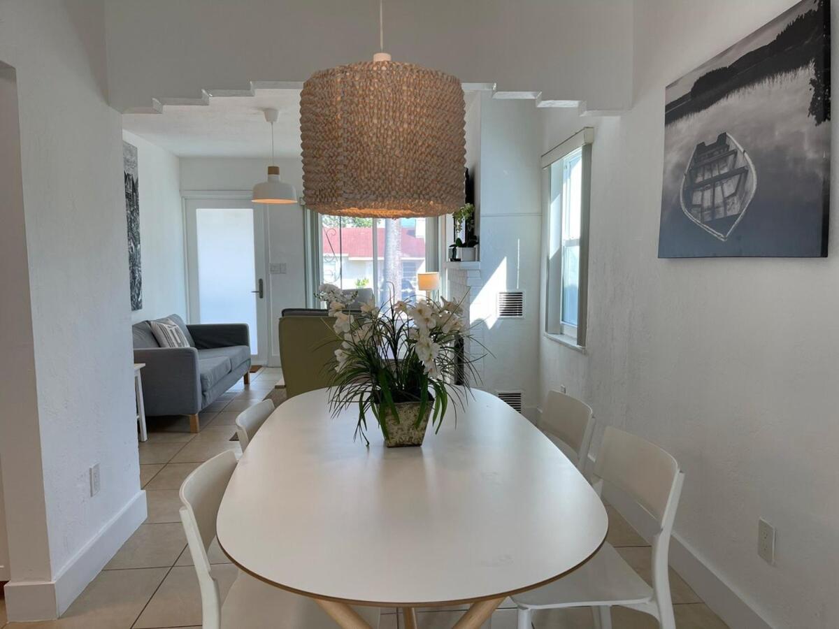 Holiday home Cozy And Super Location 2 Bedroom -1