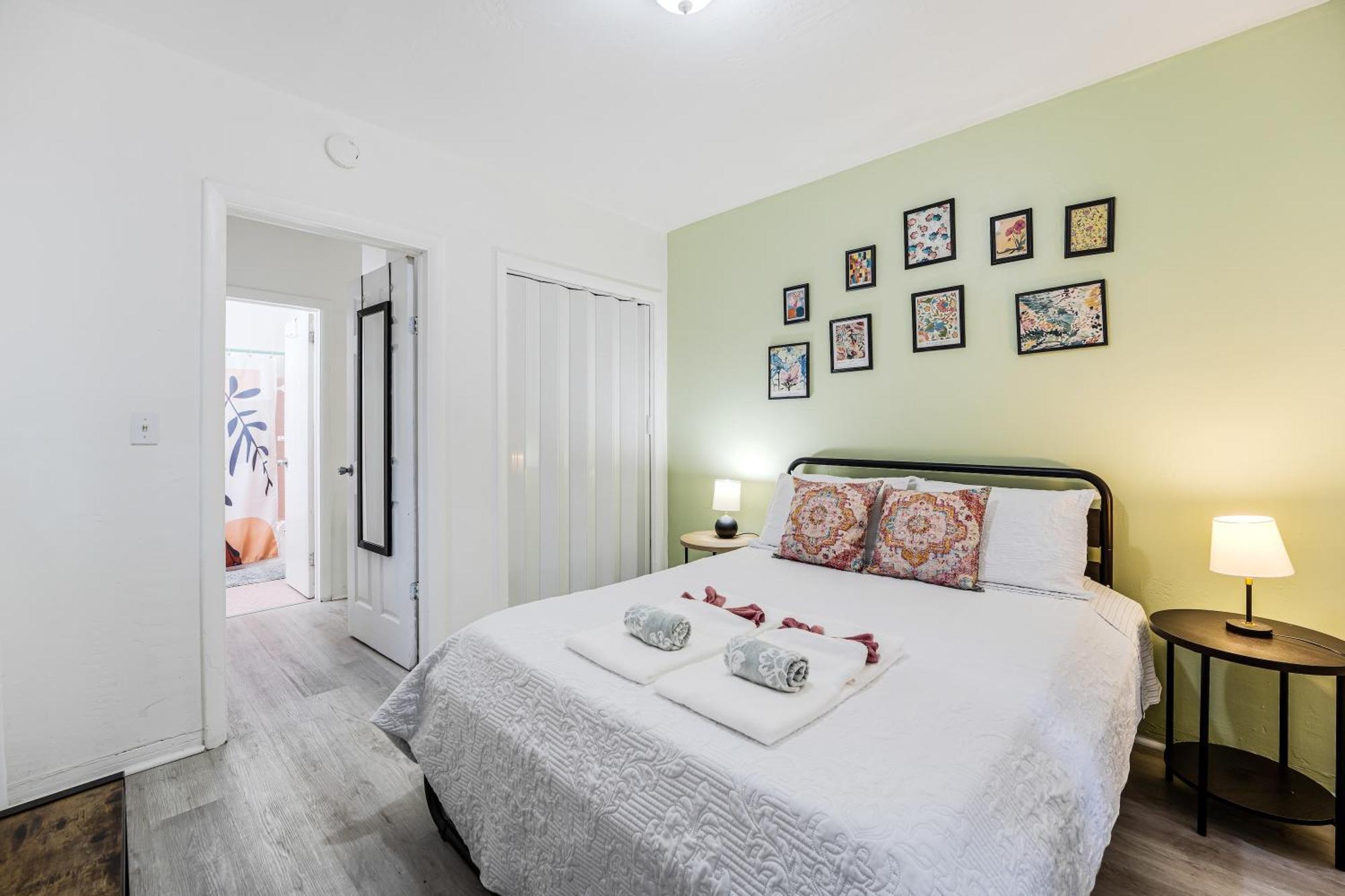 Stylish 1br Minutes From Brickell Apartment