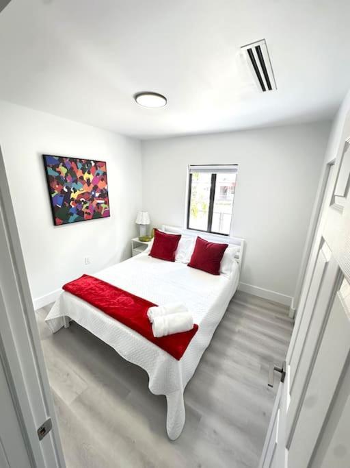 Modern House In The Heart Of Apartment Miami