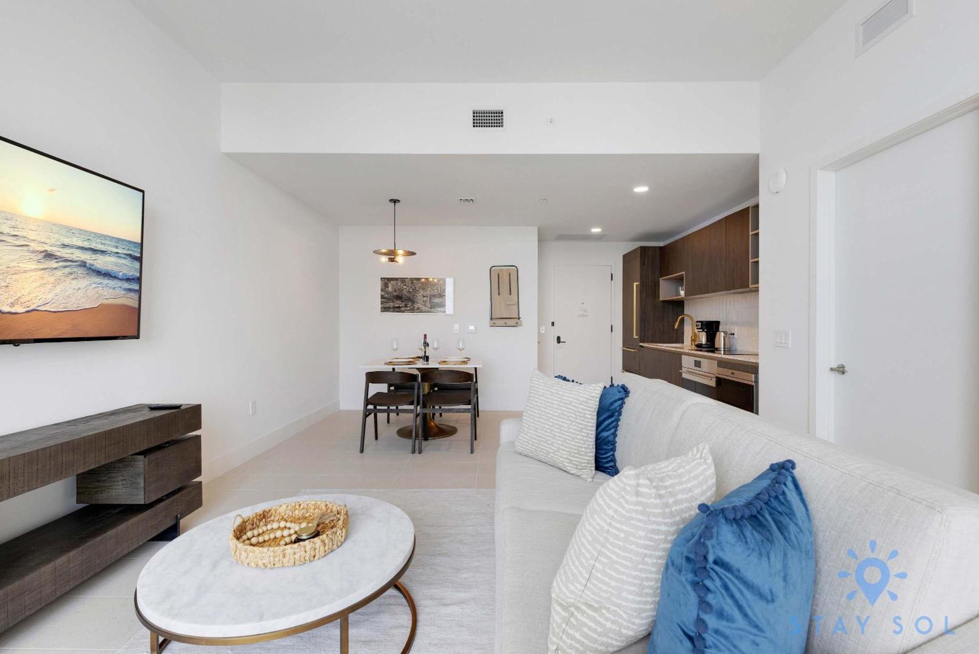 Apartment Chic Downtown - Views Gym & Pool