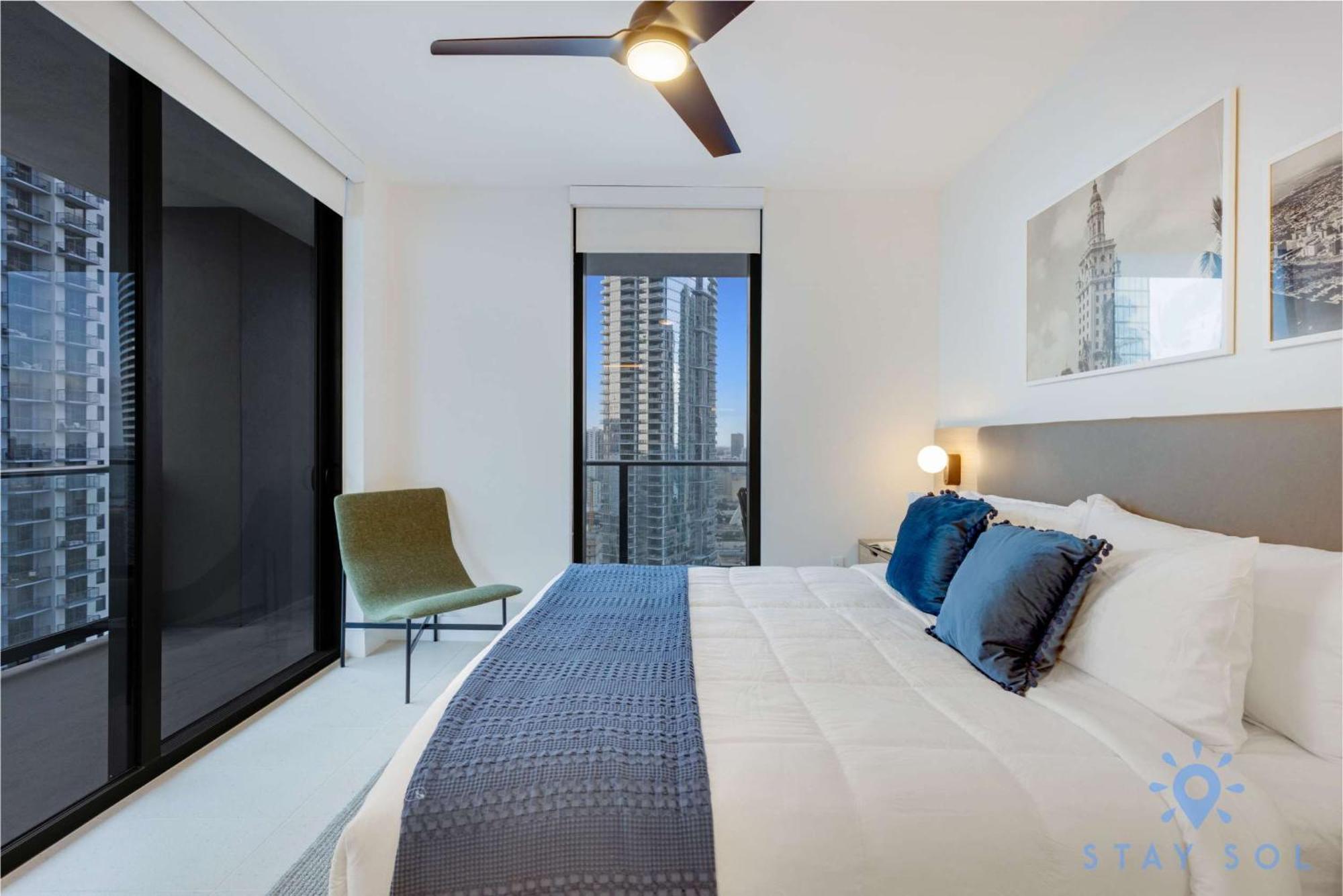 Apartment Modern 2br-2bth- Pool & Gym Miami