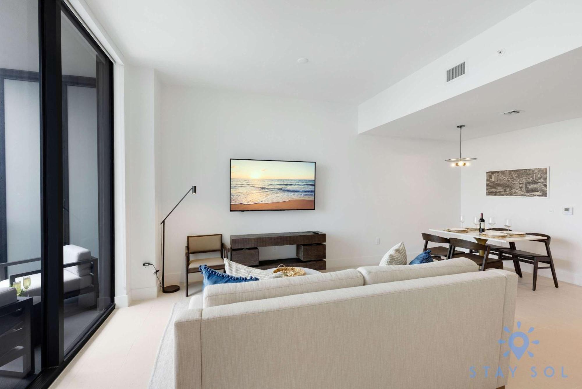 Chic Downtown - Views Gym & Pool Apartment Miami