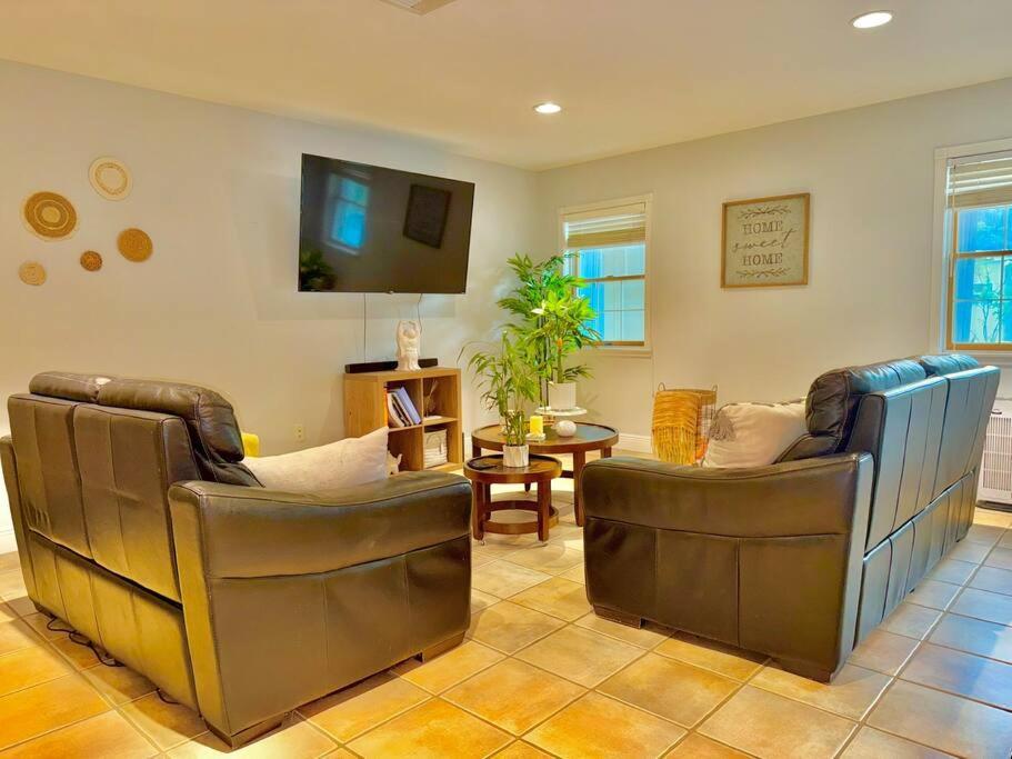 Exclusive 5-br Spacious House With Pool * Miami