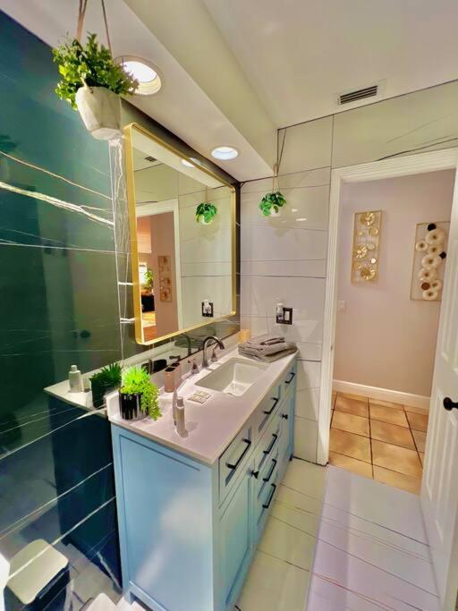 Exclusive 5-br Spacious House With Pool Holiday home *