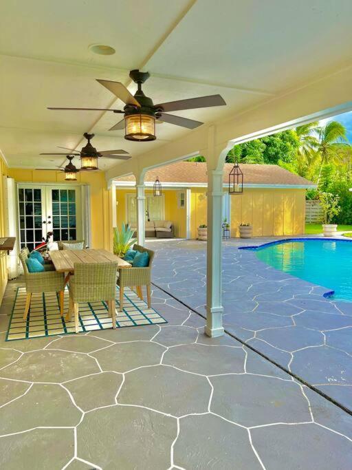 Exclusive 5-br Spacious House With Pool Miami