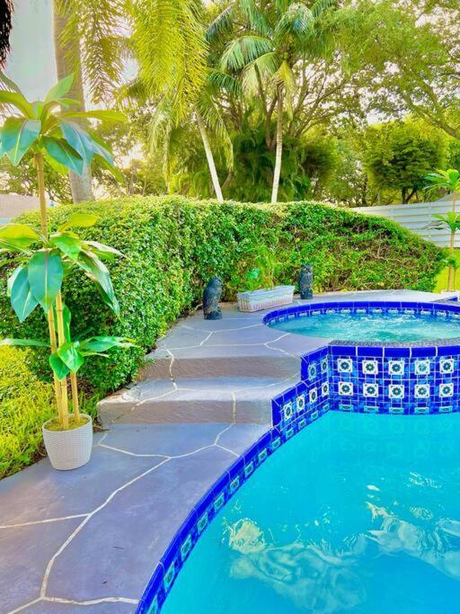 Holiday home Exclusive 5-br Spacious House With Pool *
