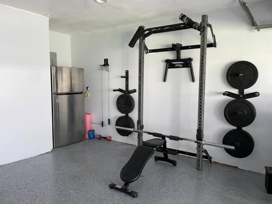 Exclusive 5-br Spacious House With Pool Holiday home *