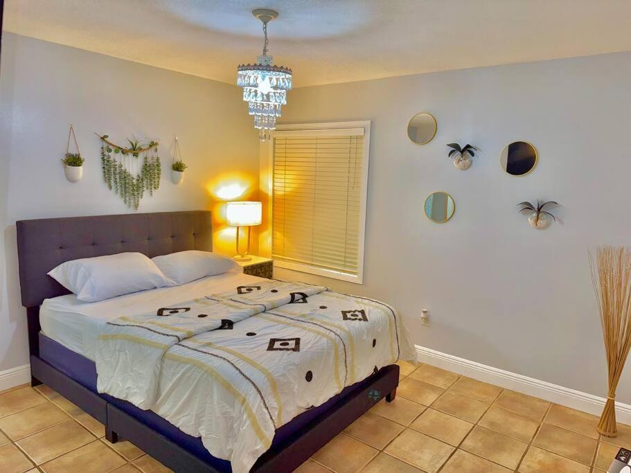Holiday home Exclusive 5-br Spacious House With Pool *