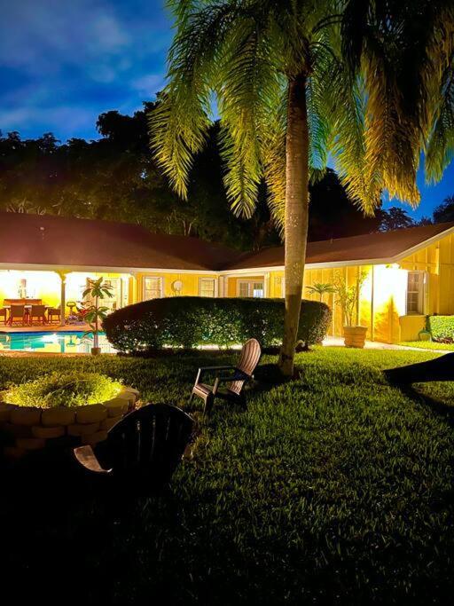 Exclusive 5-br Spacious House With Pool Holiday home *
