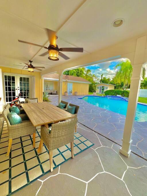 Exclusive 5-br Spacious House With Pool *