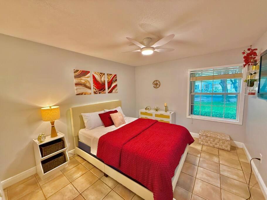 Exclusive 5-br Spacious House With Pool Holiday home *