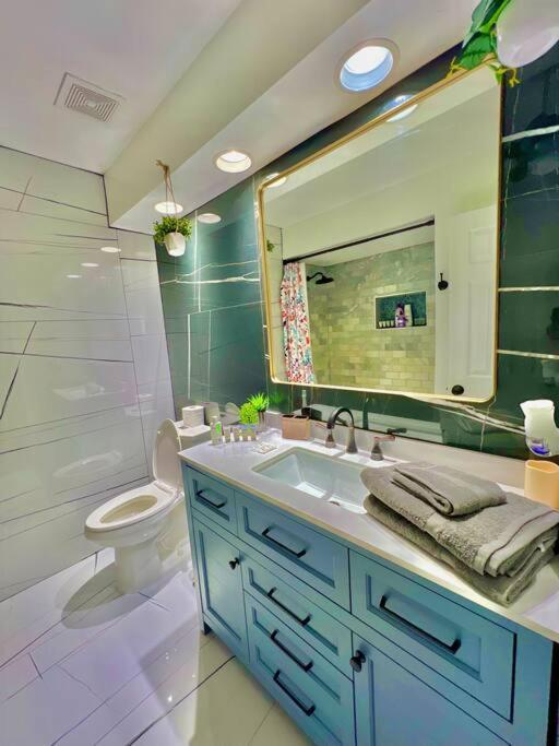 Exclusive 5-br Spacious House With Pool * Miami