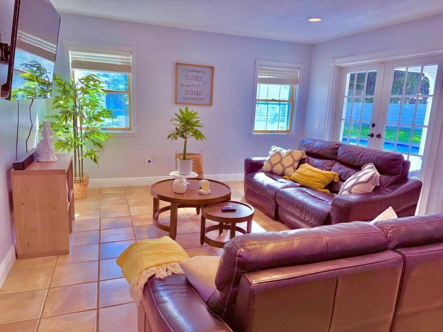Holiday home Exclusive 5-br Spacious House With Pool *