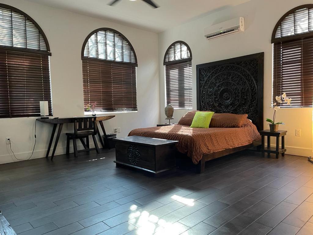 Apartment Vive Zen Queen Room