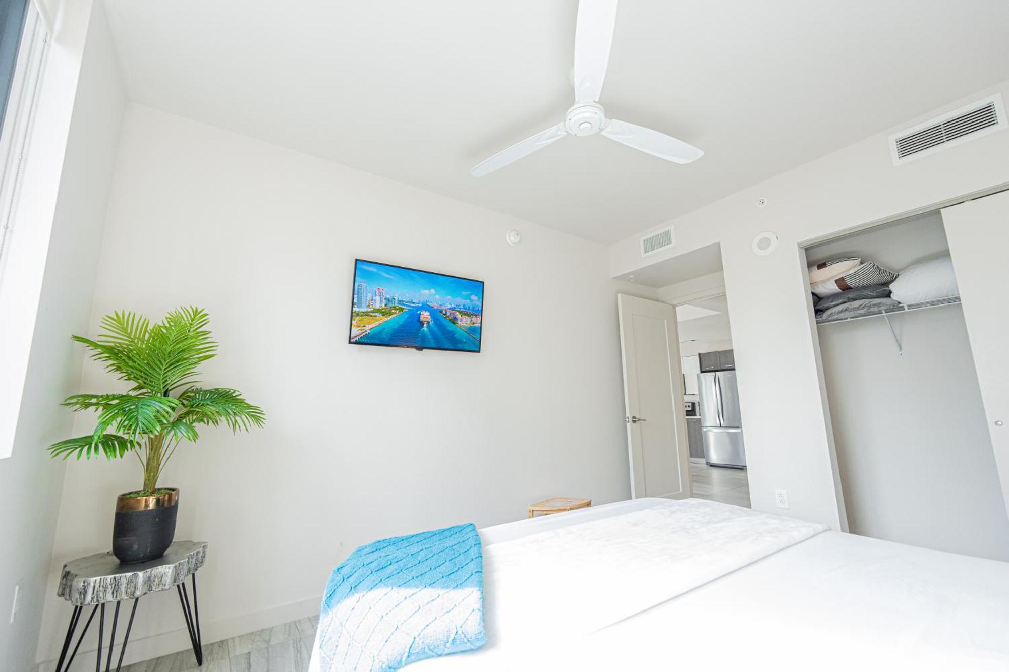 Tulum Oasis - Rooftop Pool & In The World Center Apartment Miami