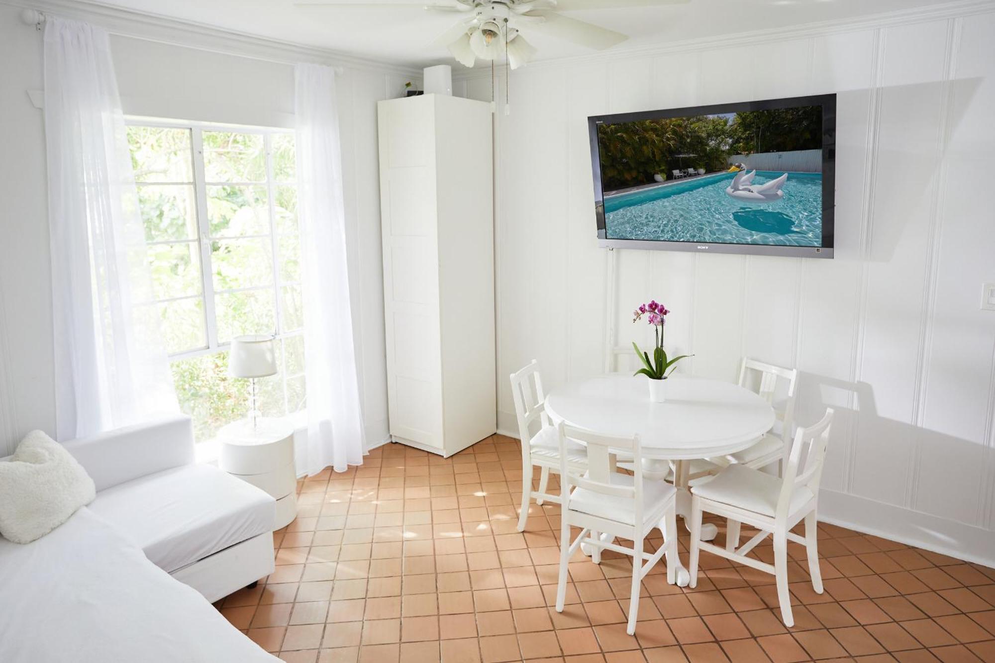 Pool Cottage, Tropical Garden Paradise Holiday home Miami